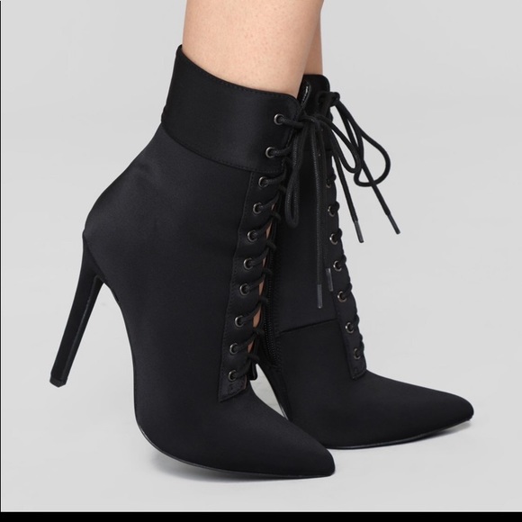 Fashion Nova Shoes - Booties